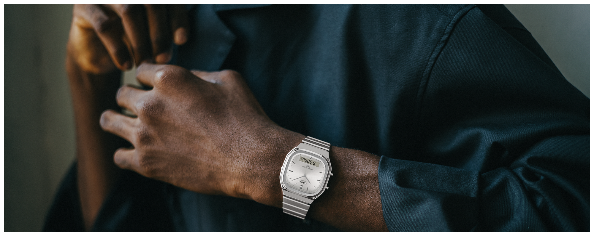 Image of a man wearing the AQ-240E-7A.