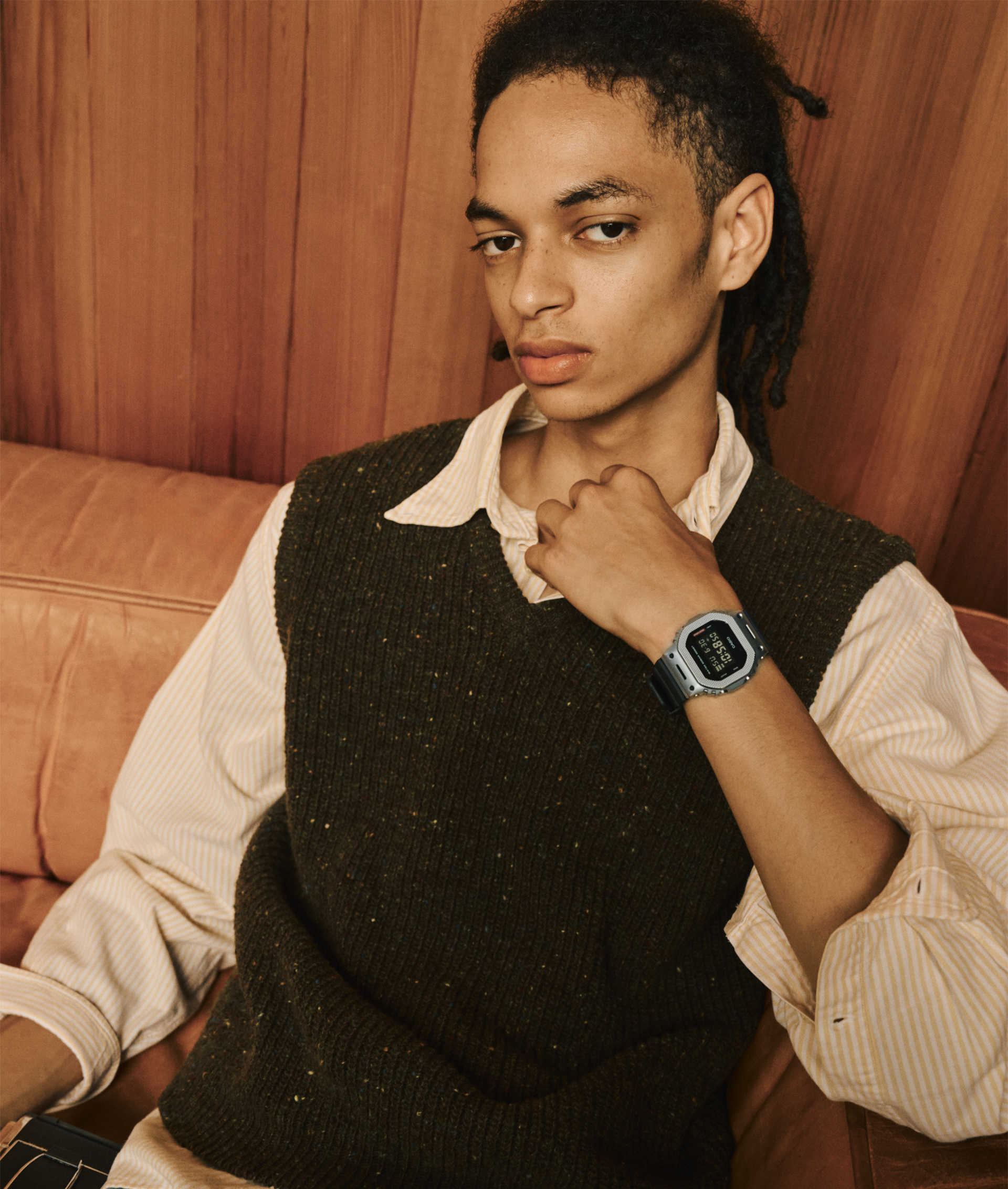 Image of a man wearing GM-5600M-1.