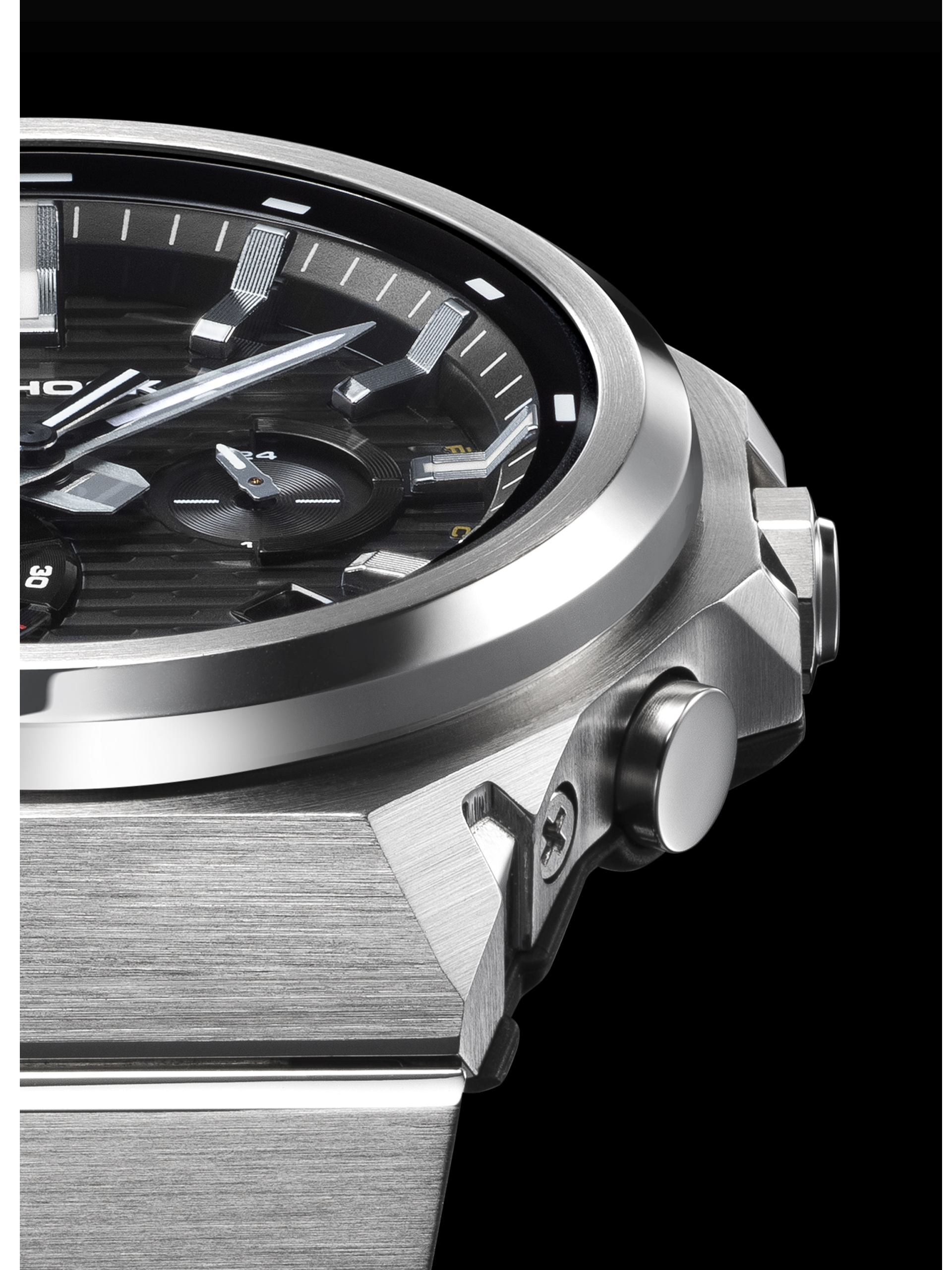 A photo of the bezel without the GST-B1000 logo